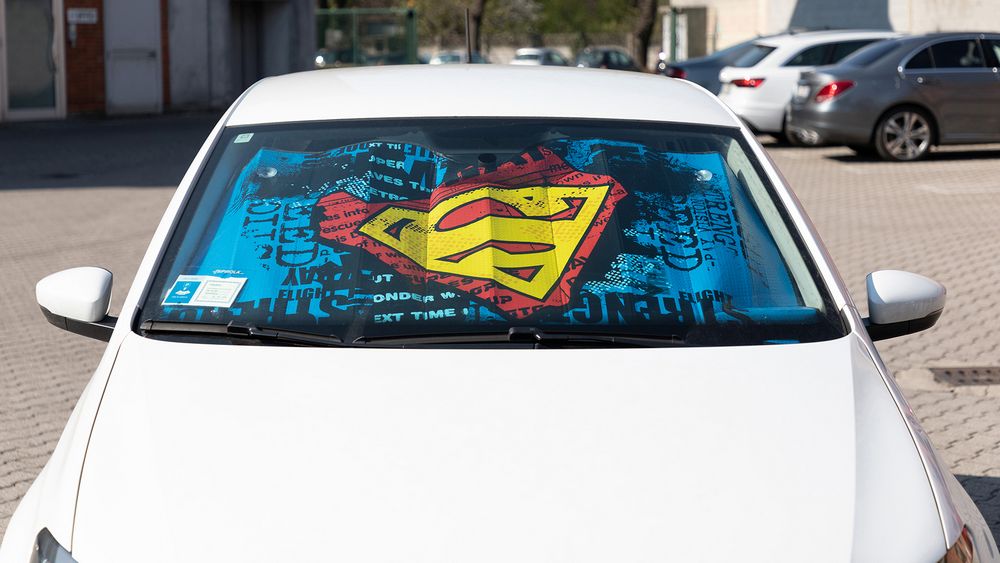 Parasole auto Superman 130x70 cm  Supereroe DC Comics in viaggio