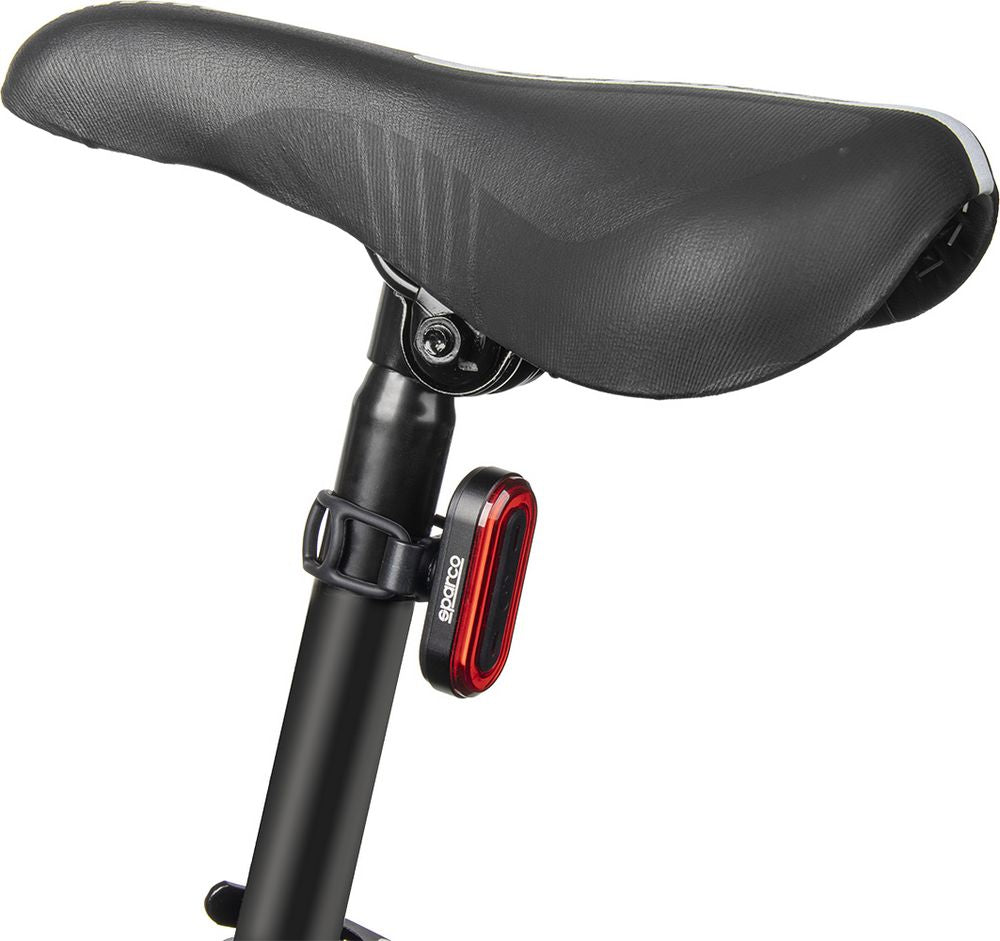 Fanalino posteriore per bicicletta in alluminio e silicone Sparco