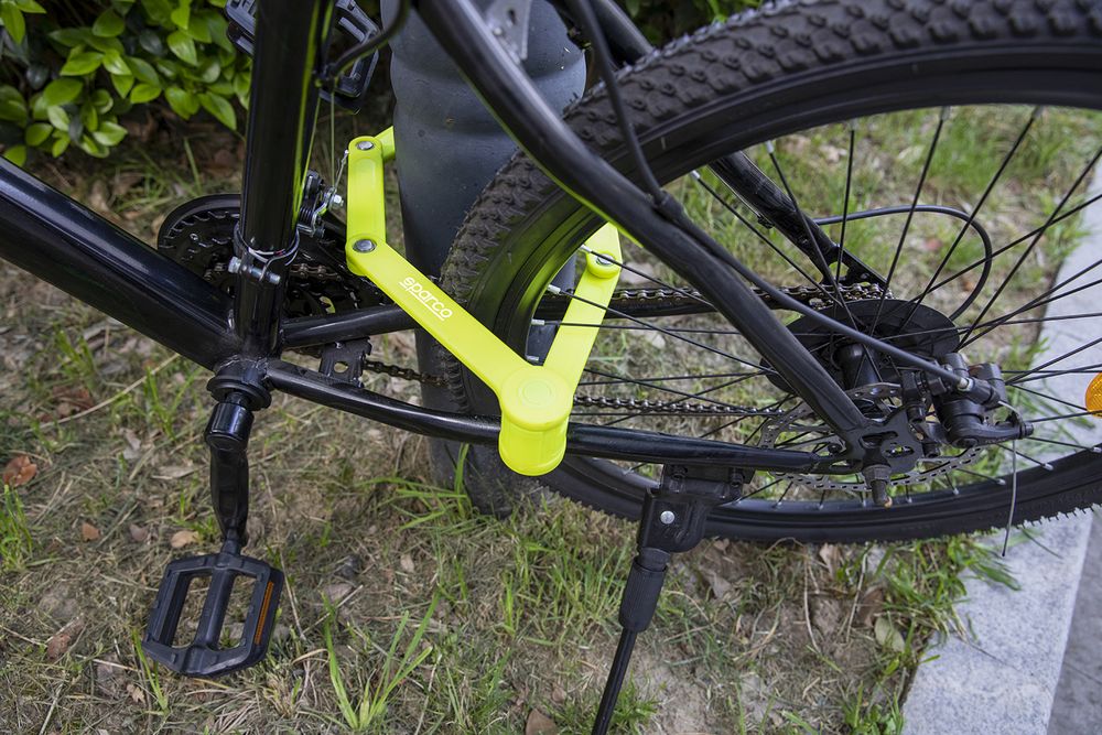 Lucchetto pieghevole per bicicletta giallo con combinazione Sparco