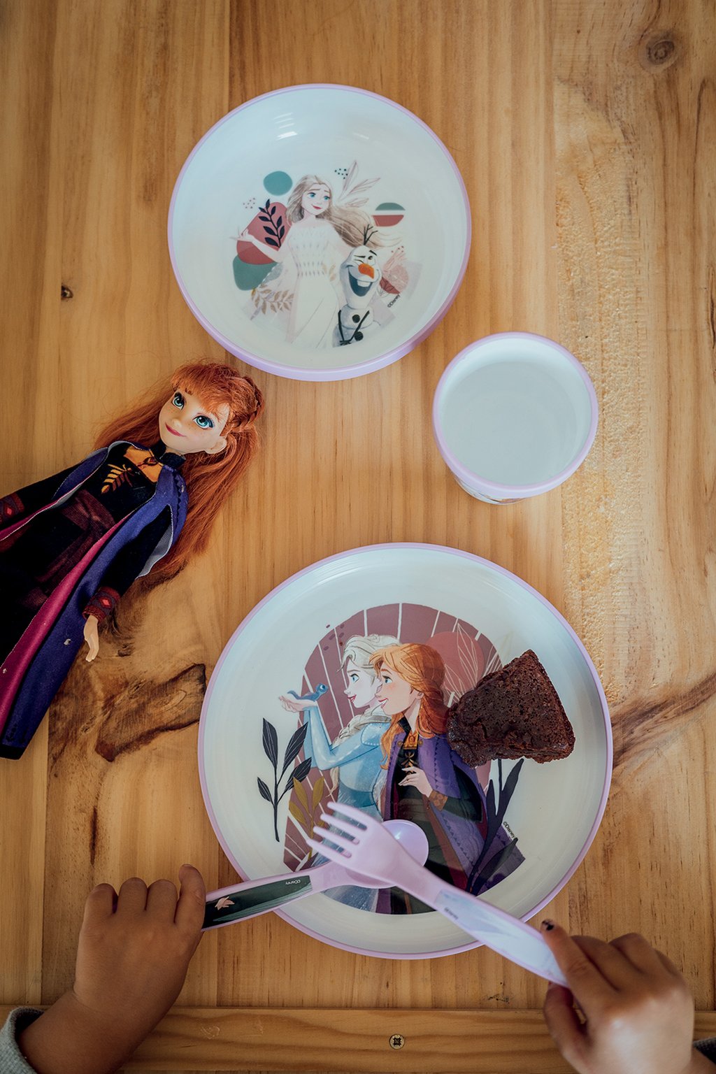 TATAWAY Disney Piatto piano bianco e lilla per bambine in plastica Frozen Elsa