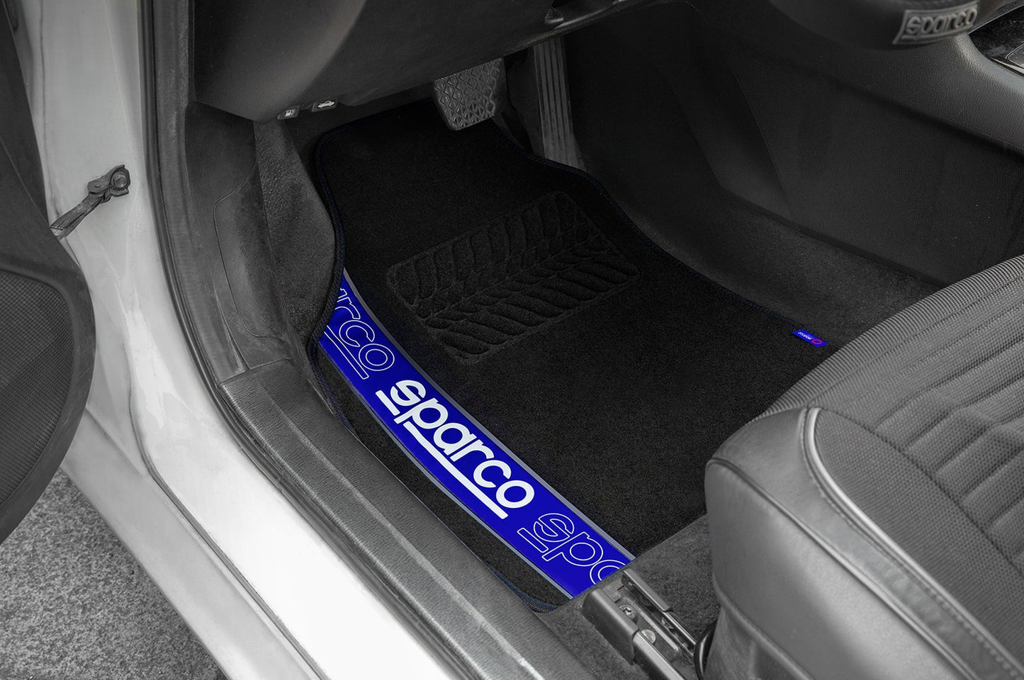 Set 4 tappetini neri e blu per auto Sparco in moquette