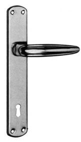 MANIGLIA IN ZAMA C/PLACCA Q.6 CORNO