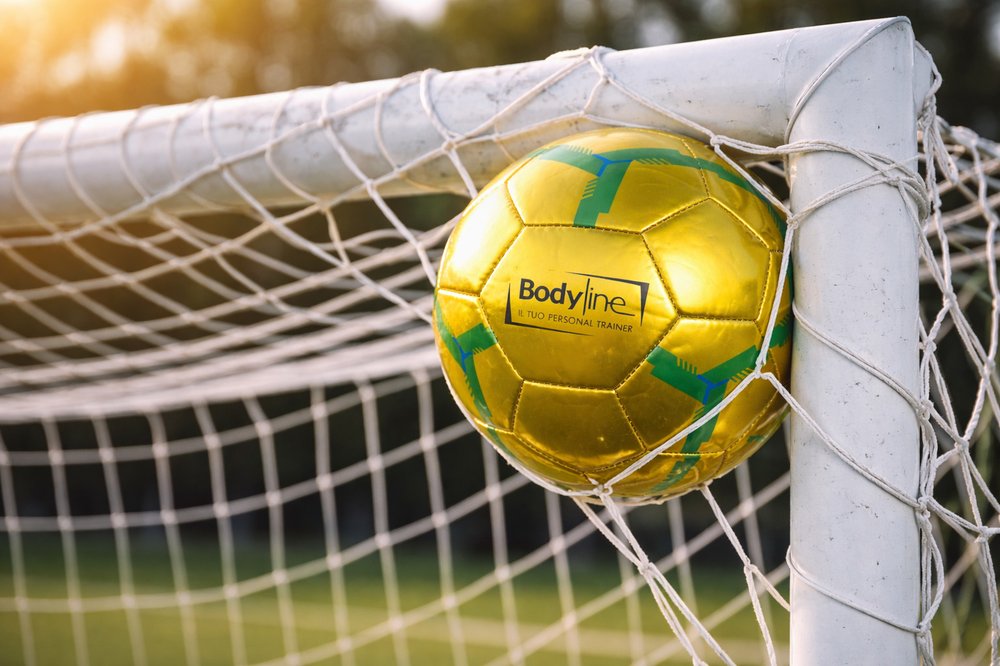 Pallone Calcetto PU Misura 4 Resistente e Leggero per Partite Indoor e Outdoor