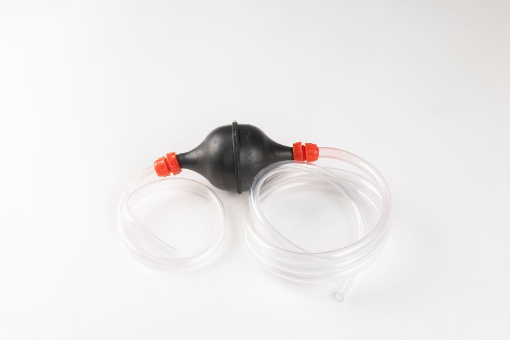 Travasatore per carburante e liquidi vari auto