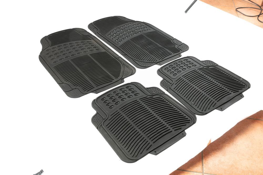 Set Completi Tappeti Anzio in PVC kg 3,6- 4 pezzi universale