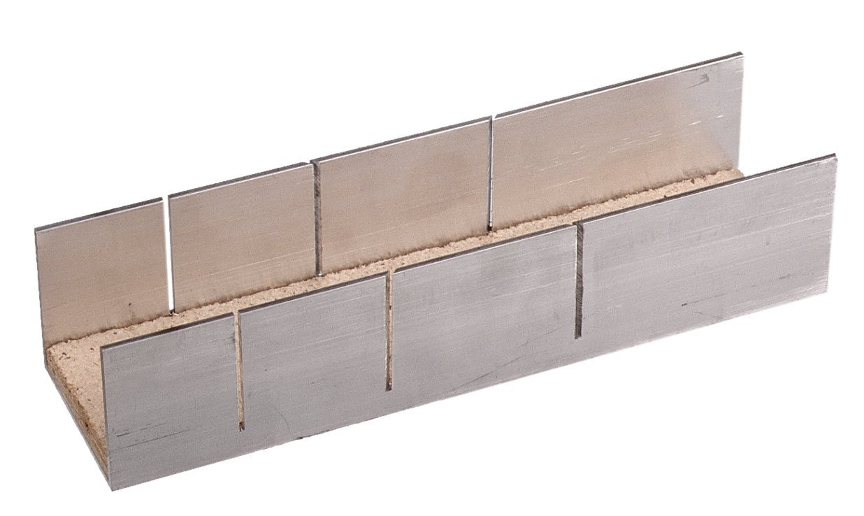 Dima per cornici in metallo 245 x 60 x 37 mm.