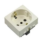 ELET: PRESA SCHUKO SERIE VENUS AVORIO (MAGIC)