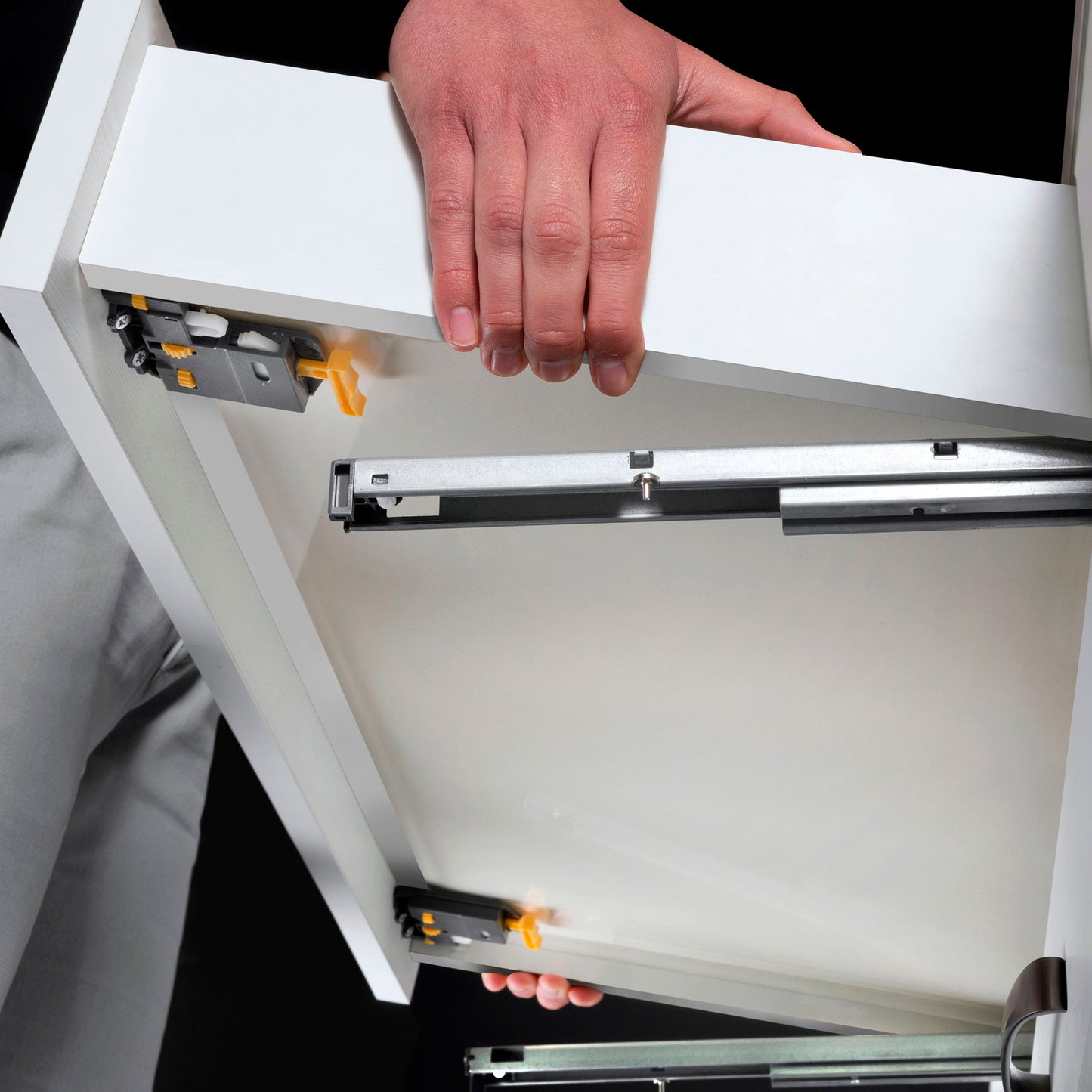 Guide Silver ad estrazione totale con chiusura soft e aggancio (290 - 590)