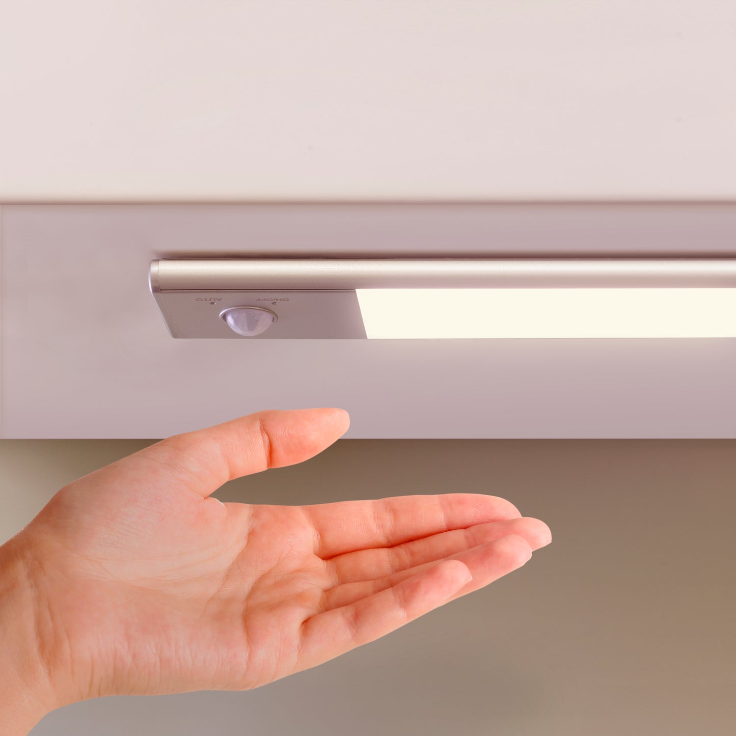 Applique LED Kaus ricaricabile via USB con sensore di movimento