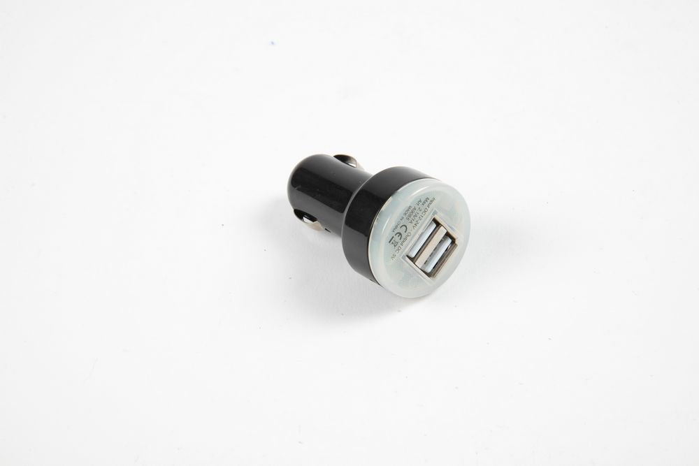 Caricatore universale per presa accendisigari con USB 12V